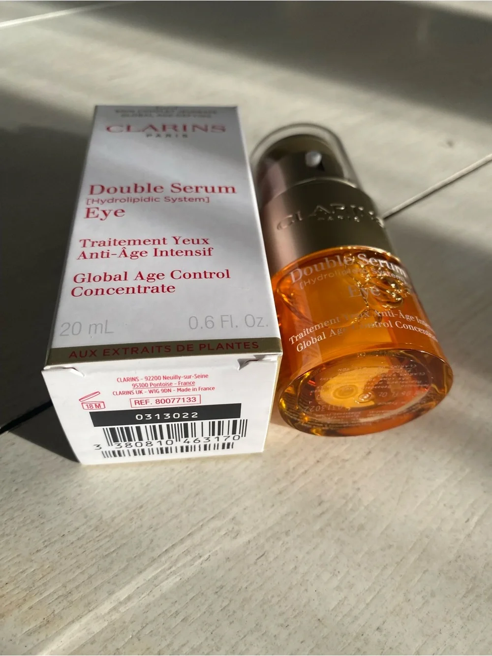 Clarins Double Serum Eye - Gold & Orange Accents